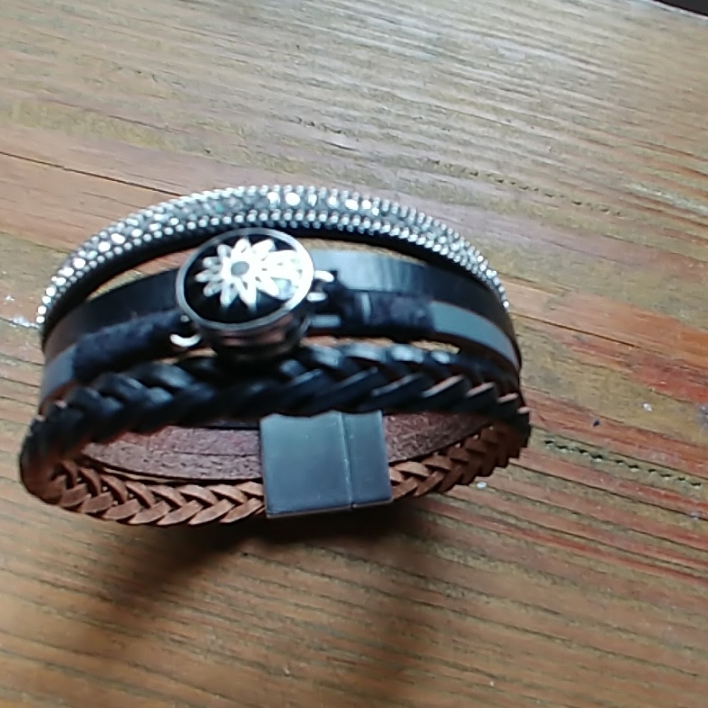 Boutique 4-Strand Leather Bracelet